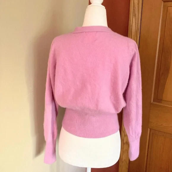 CRUSH 100% Cashmere Sweater Fitted Cardi in Purplish Pink Sz Small - Picture 4 of 9
